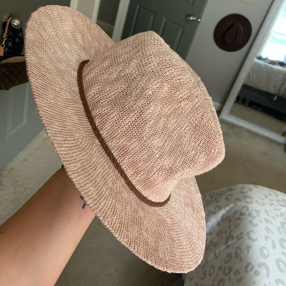 Pink hat - Picture 2 of 2